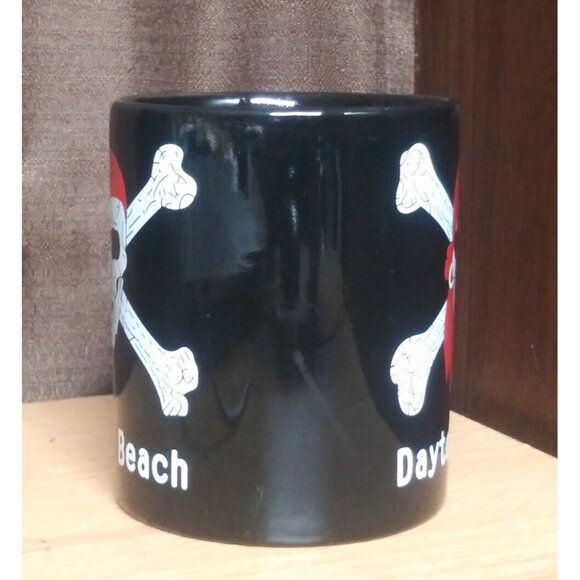 Pirate Coffee Mug VTG 80s Ceramic black Jolly Roger Red Scarf skull crossbones - Picture 4 of 6
